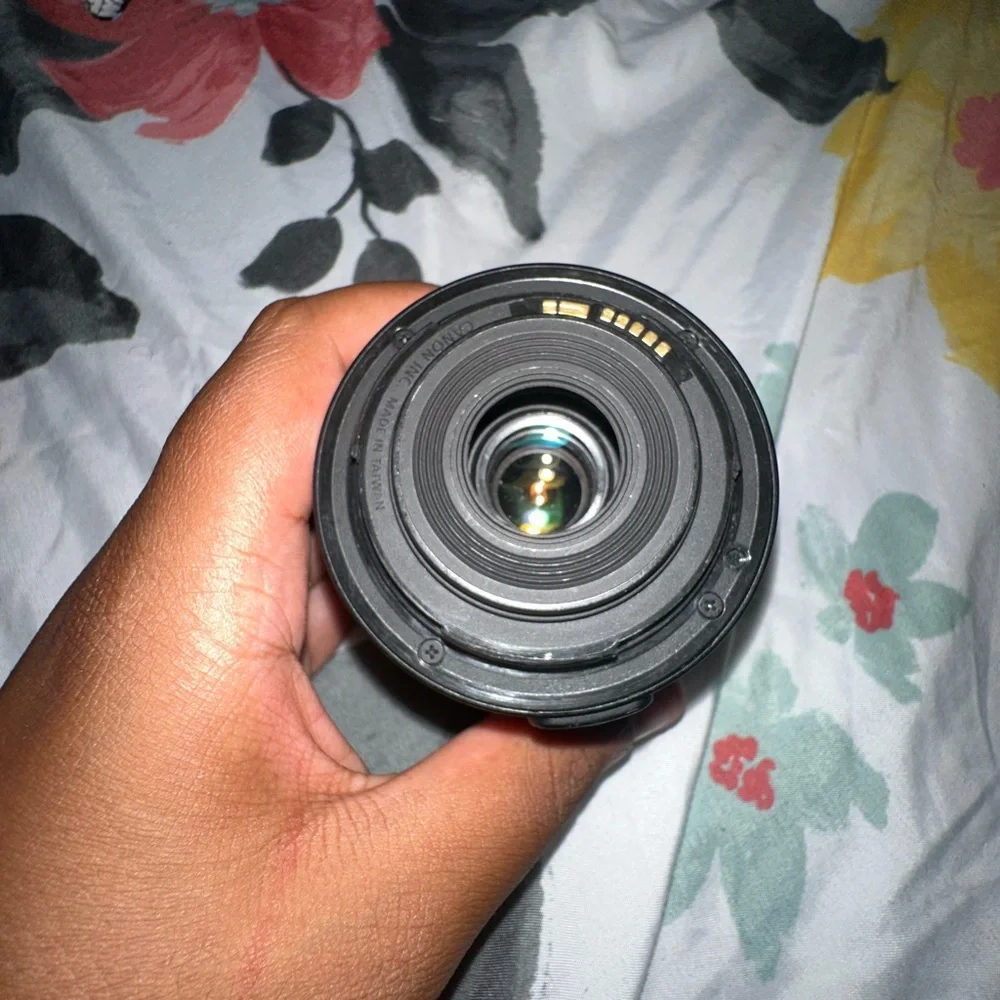Canon 2000D